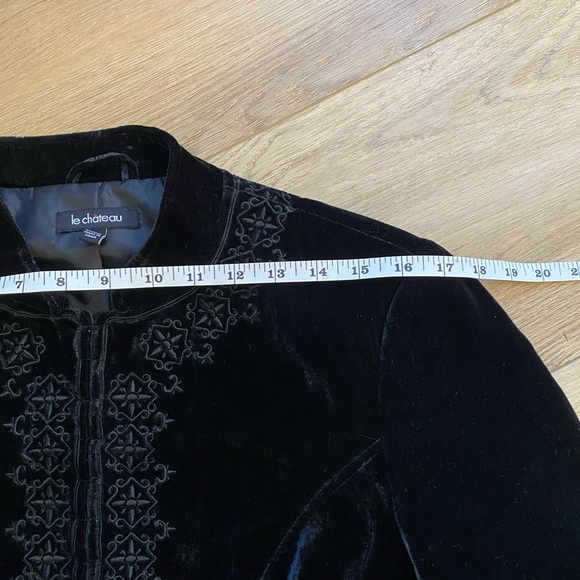 Le Chateau Black Embroidered Women's Napoleon Style Blazer - Picture 12 of 14